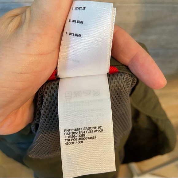 The North Face  button up long‎ sleeved top size XS - Picture 14 of 16